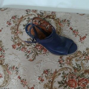 Lucky brand open toe sandals